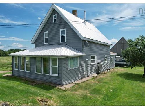 36 Robinson Road, Amherst Head, NS 