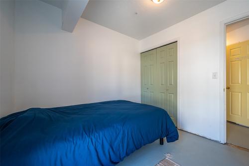 3-1135 Main Street, Okanagan Falls, BC - Indoor Photo Showing Bedroom