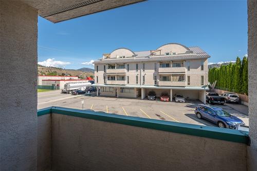 3-1135 Main Street, Okanagan Falls, BC - Outdoor