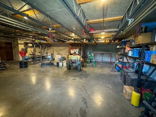 3175 Valleyview Road, Penticton, BC - Indoor Photo Showing Garage