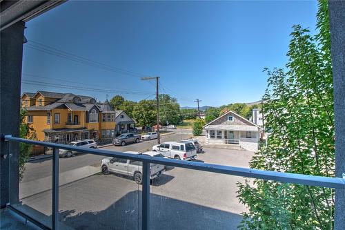 208-3409 28 Avenue, Vernon, BC - Outdoor