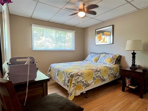 202-1410 Penticton Avenue, Penticton, BC - Indoor Photo Showing Bedroom