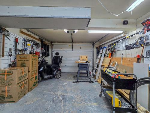 4108 35A Street, Vernon, BC - Indoor Photo Showing Garage