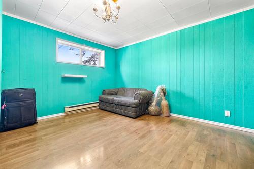 6242 Whinton Crescent, Peachland, BC - Indoor Photo Showing Other Room