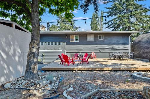 6242 Whinton Crescent, Peachland, BC - Outdoor