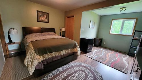 553 Crosstown Avenue, Arborg, MB - Indoor Photo Showing Bedroom