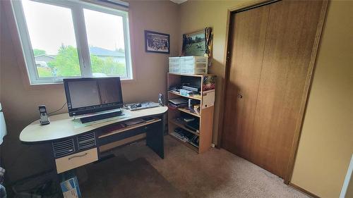 553 Crosstown Avenue, Arborg, MB - Indoor Photo Showing Other Room