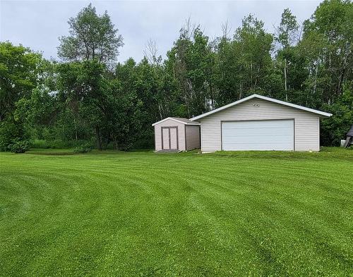 553 Crosstown Avenue, Arborg, MB - Outdoor