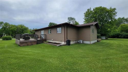 553 Crosstown Avenue, Arborg, MB - Outdoor With Deck Patio Veranda With Exterior