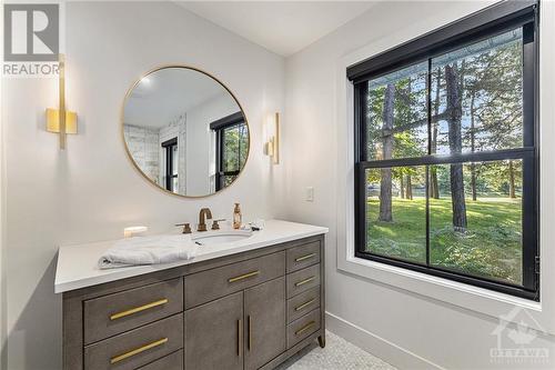 Primary ensuite - 1835 Stittsville Main Street, Ottawa, ON - Indoor Photo Showing Bathroom