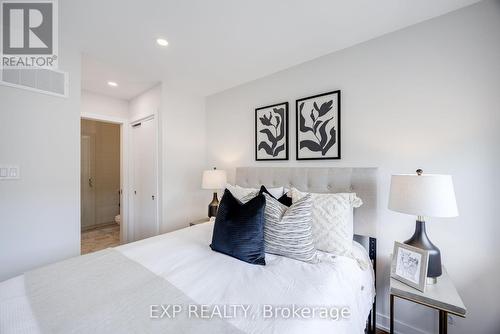 8 Mulhollard Lane, Hamilton (Ancaster), ON - Indoor Photo Showing Bedroom