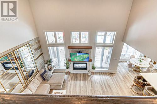 1308 Birchwood Drive, London, ON - Indoor Photo Showing Living Room With Fireplace