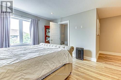 1308 Birchwood Drive, London, ON - Indoor Photo Showing Bedroom