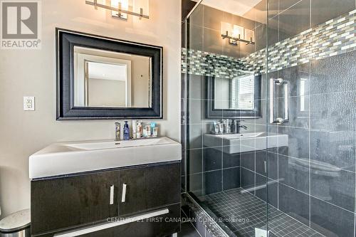 1308 Birchwood Drive, London, ON - Indoor Photo Showing Bathroom