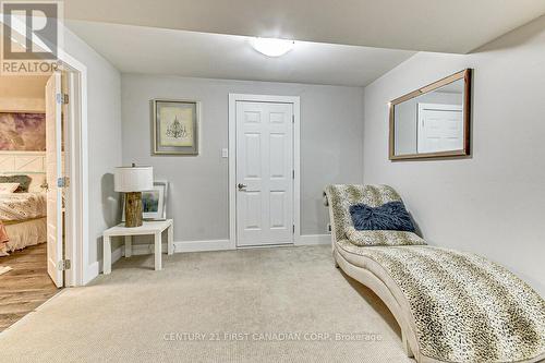 1308 Birchwood Drive, London, ON - Indoor