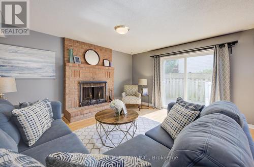 18 Windermere Court, Kitchener, ON - Indoor Photo Showing Living Room With Fireplace