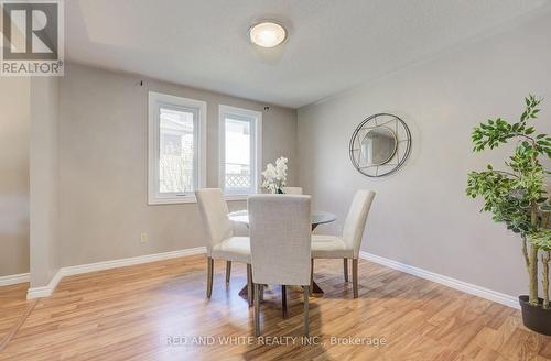 18 Windermere Court, Kitchener, ON - Indoor Photo Showing Dining Room