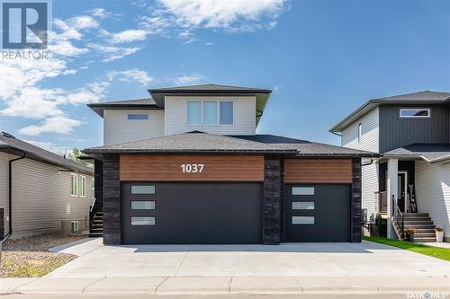 1037 Maplewood Drive, Moose Jaw, SK - Outdoor With Facade