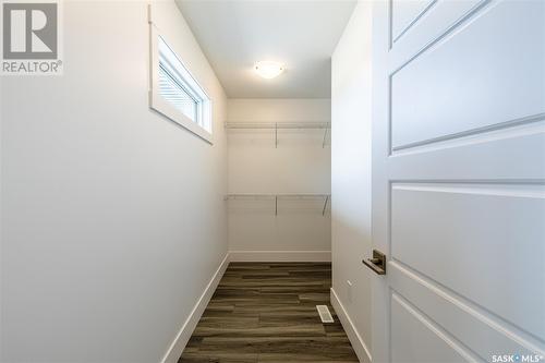 1037 Maplewood Drive, Moose Jaw, SK - Indoor Photo Showing Other Room