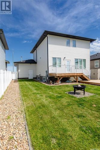 1037 Maplewood Drive, Moose Jaw, SK - Outdoor With Deck Patio Veranda With Exterior