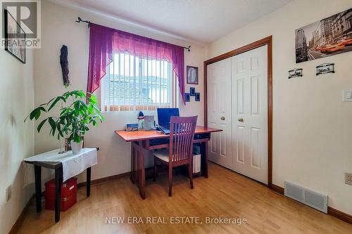 7994 Oakridge Drive, Niagara Falls, ON - Indoor Photo Showing Other Room