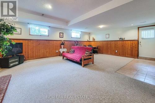 7994 Oakridge Drive, Niagara Falls, ON - Indoor Photo Showing Basement