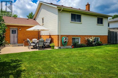 7994 Oakridge Drive, Niagara Falls, ON - Outdoor With Exterior