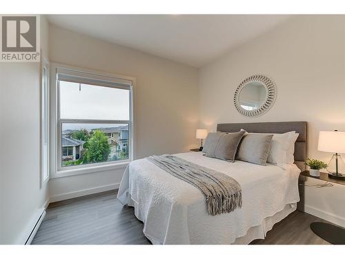 685 Boynton Place Unit# 62, Kelowna, BC - Indoor Photo Showing Bedroom