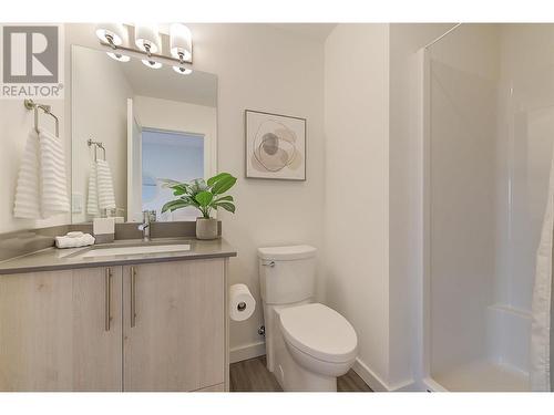 685 Boynton Place Unit# 62, Kelowna, BC - Indoor Photo Showing Bathroom