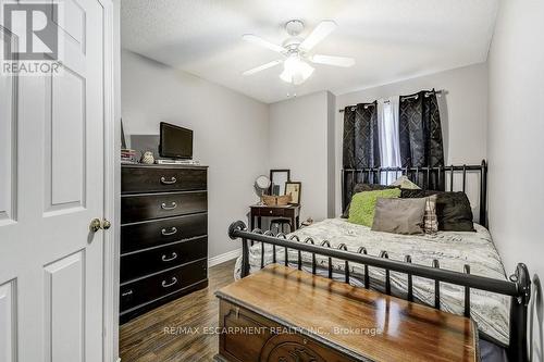 10 Summerfield Avenue, Hamilton (Stoney Creek Mountain), ON - Indoor Photo Showing Bedroom