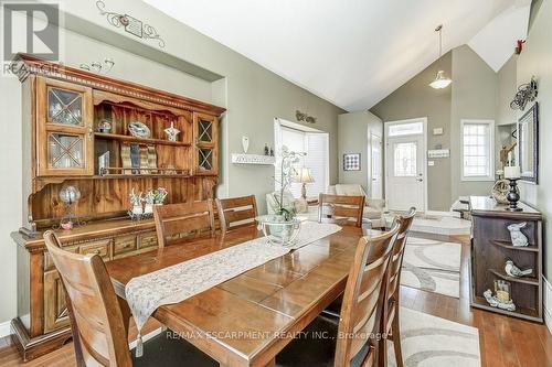 10 Summerfield Avenue, Hamilton (Stoney Creek Mountain), ON - Indoor Photo Showing Dining Room