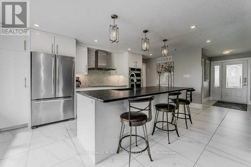 5954 Wellington Road 7, Centre Wellington, ON - Indoor Photo Showing Kitchen With Upgraded Kitchen