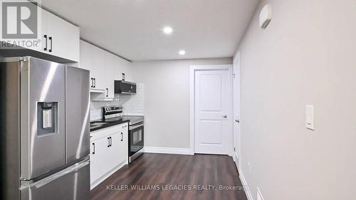 552 Chelton Road, London, ON - Indoor Photo Showing Kitchen