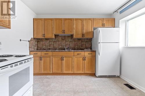 70 Dundas Street W, Greater Napanee, ON - Indoor Photo Showing Kitchen