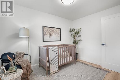 13 Delsey Street, Hamilton (Dundas), ON - Indoor Photo Showing Bedroom