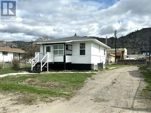 1021 Willow Street, Okanagan Falls, BC - Outdoor