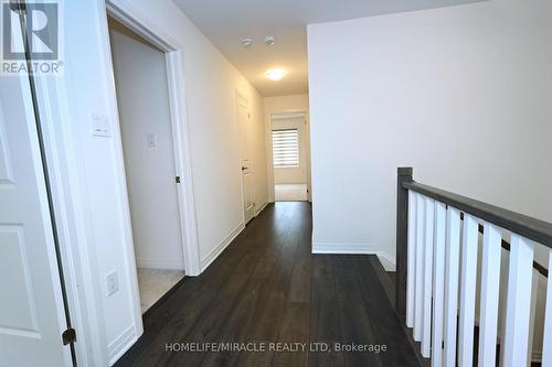 8 Copperhill Heights, Barrie (Painswick South), ON - Indoor Photo Showing Other Room