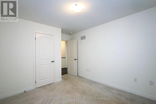 8 Copperhill Heights, Barrie (Painswick South), ON - Indoor Photo Showing Other Room