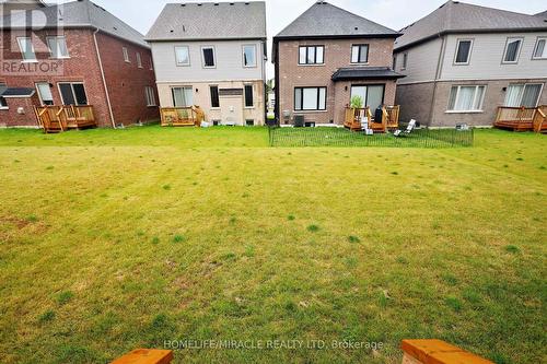 8 Copperhill Heights, Barrie (Painswick South), ON - Outdoor