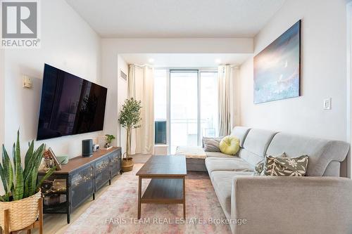 806 - 88 Palace Pier Court, Toronto (Mimico), ON - Indoor Photo Showing Living Room