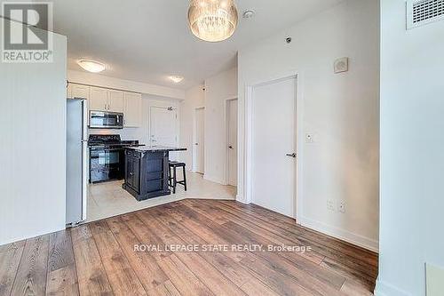 714 - 2490 Old Bronte Road, Oakville (Palermo West), ON - Indoor Photo Showing Kitchen