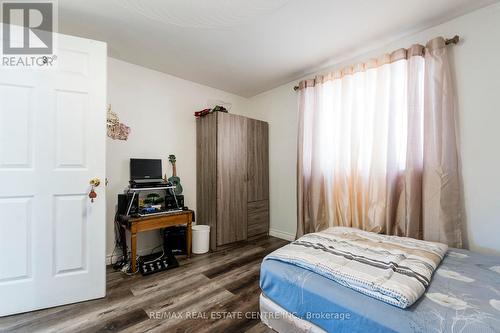 940 Stone Church Road E, Hamilton (Templemead), ON - Indoor Photo Showing Bedroom