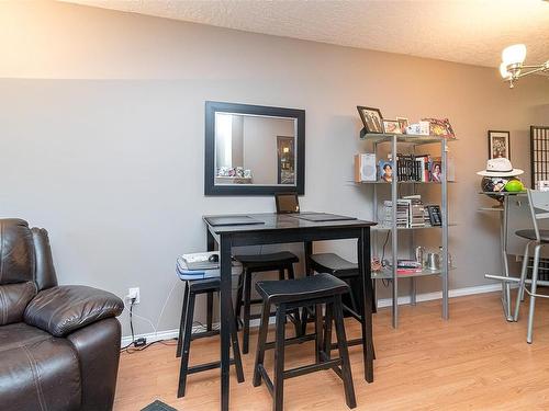 110-535 Manchester Rd, Victoria, BC - Indoor Photo Showing Dining Room