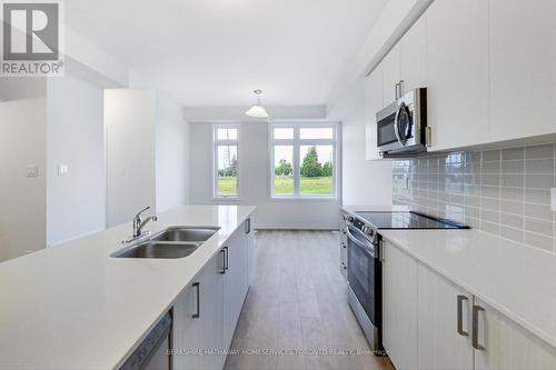 403 - 1865 Pickering Parkway, Pickering (Village East), ON - Indoor Photo Showing Kitchen With Double Sink With Upgraded Kitchen