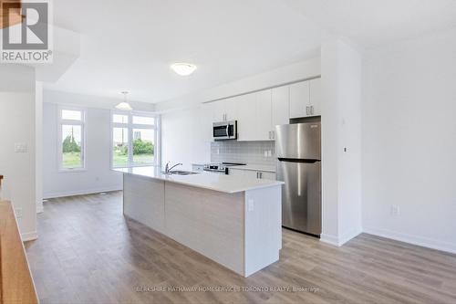 403 - 1865 Pickering Parkway, Pickering (Village East), ON - Indoor Photo Showing Kitchen With Double Sink