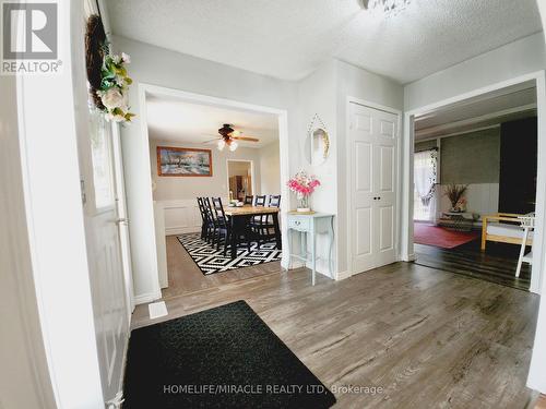 6234 Yonge Street, Innisfil (Churchill), ON - Indoor Photo Showing Other Room