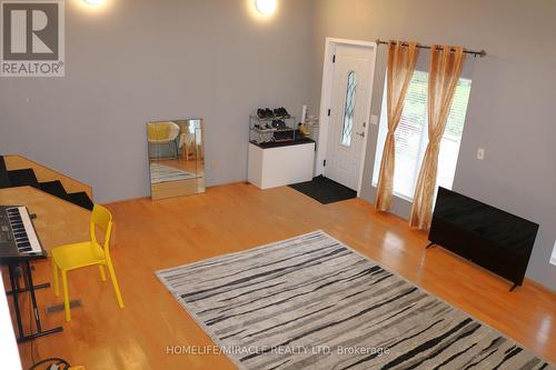 6234 Yonge Street, Innisfil (Churchill), ON - Indoor Photo Showing Other Room