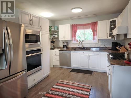 6234 Yonge Street, Innisfil (Churchill), ON - Indoor Photo Showing Kitchen