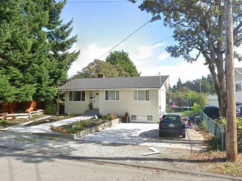 2827-2831 Rita Rd, Langford, BC - Outdoor