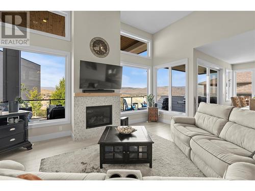 936 Mt Ida Drive, Vernon, BC - Indoor Photo Showing Living Room With Fireplace